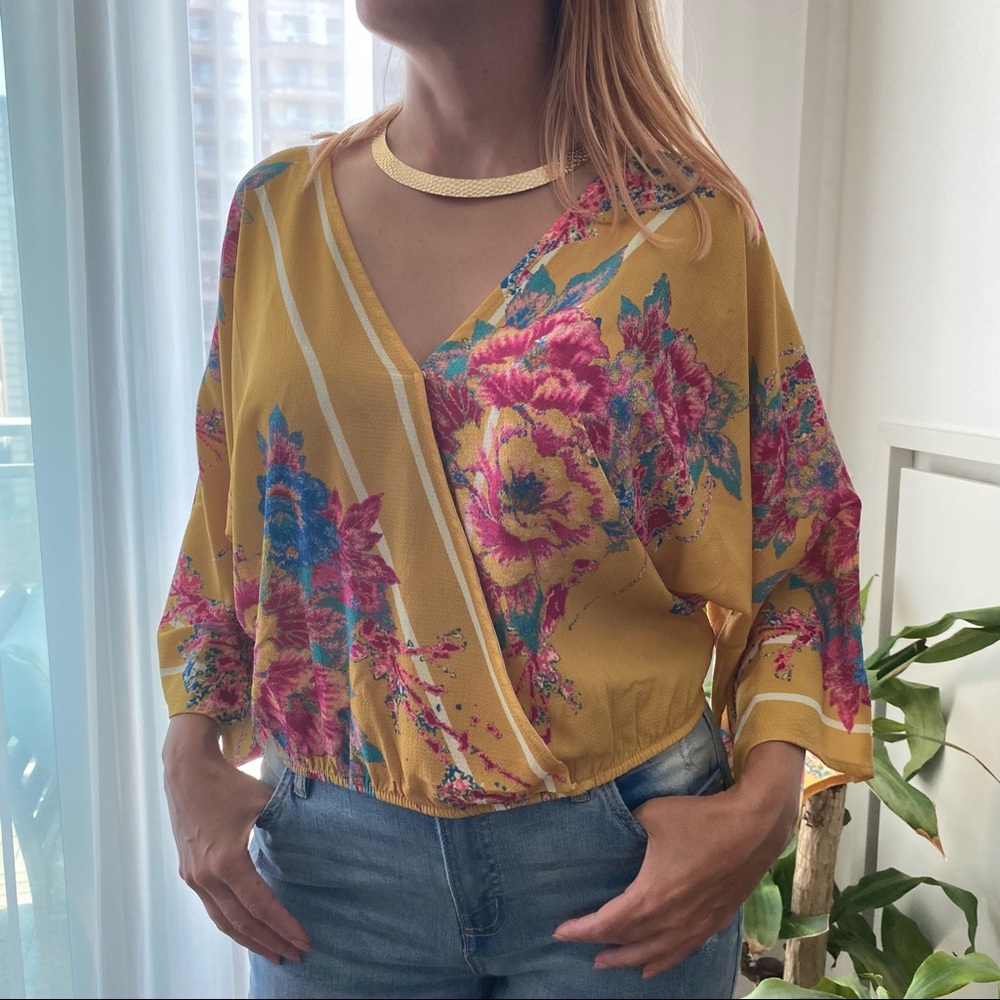 Colourful V Neck Top Size XS